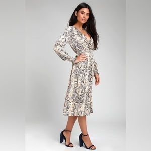 Lulus Upscale Style Crean Snake Print Long Sleeve Dress
